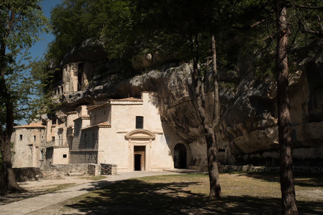 Albergo Parco Della Maiella Sant'Eufemia a Maiella Eksteriør billede